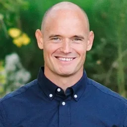 Dustin Lunt
